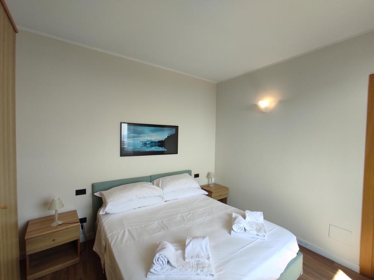 Genova Business Homes 外观 照片